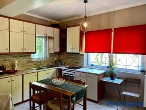 Cottage House - Image 2