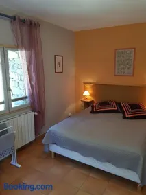 Chambre d'Hôte "Chez Antoinette et Charles" - Image 2