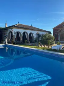 Casa de Campo con Piscina en Sevilla en los Palacios y Villafranca - Image 3