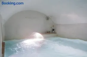 Amazing Apartment Alla Corte with pool and sauna - Image 1