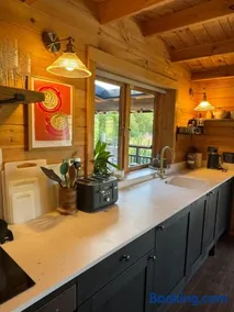 Langley Meadows Cabin - Image 5