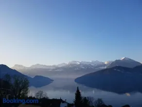 Ruhe-Oase mit traumhafter Sicht auf den Vierwaldstättersee - Image 1