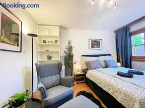 Lake Family and Group Apartments - Image 2
