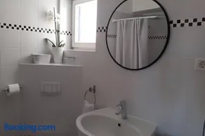 Comfortable studio in old town - Image 3
