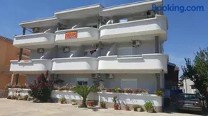 Apartments Daris - Image 1