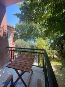 Paparizou Apartments - Image 2