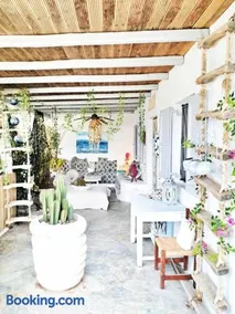 Beachside Double Storey maisonette with pool - Image 3