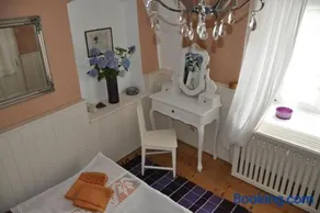 Agréable maison conviviale et familiale avec jardin | Vue jardin - Image 2