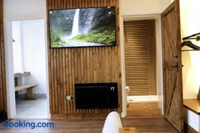 Slaymaker Cottage - Image 3