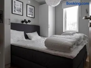 Ski-in Flat for 8 with Sauna - Image 3
