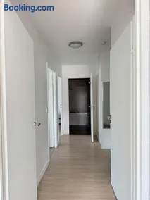 Apts 71M2 with 38M2 terrasse , 10mins to Paris Center, Free Nespresso - Image 4