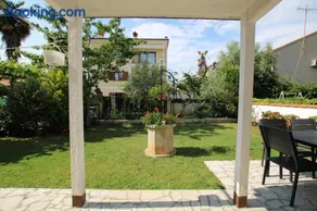 Apartment Sunny Garden - Image 5