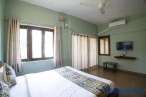 FabHotel Lakeview Residency - Image 1