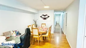 Full Privacy House with Free Parkrings - Image 2