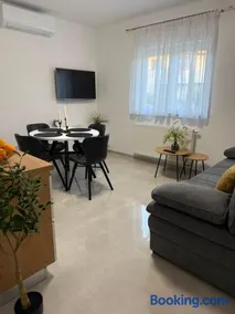 Apartment Monika - Private terrace & Parking - Image 3