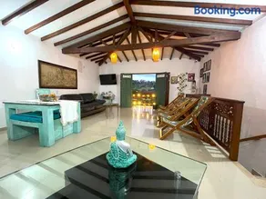 Blomst Casa Hostal - Image 2