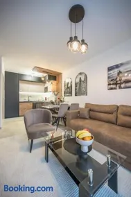President Lux Apartment Centar - Image 5