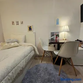 부천역3분 l 셀프체크인 l 홍대입구,명동40분55분 l 가성비좋고 편안한 인기 숙소 - Image 1
