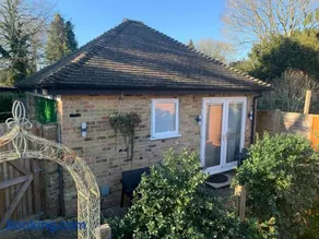 Garden Studio in Bourne End - Image 5