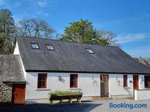 Kestrel Farmhouse - Image 3