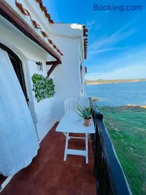 Apartamento en el mar con terraza - Image 3