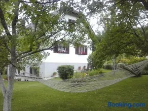 House Nina - Image 2