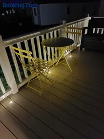 3 Bedroom Caravan with Sun Deck & Parking - Image 3