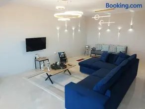 Amazing view with huge balcony - Image 1