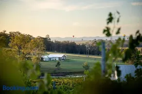 The Shiraz Villa at Molly Morgan Wines - Image 5