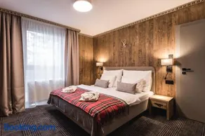 ARIETES MARMONT Tiny Houses - Image 1