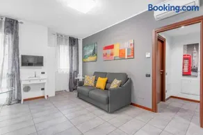 IEO-HUMANITAS Free Parking Apartment - Image 4