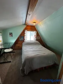 Red Sleigh Chalet - Campton - Image 4
