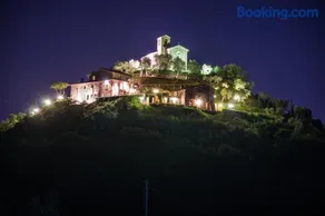 Castello Di Mammoli - Image 1