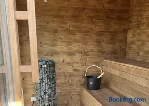 Appartamento con terrazza, sauna e giardino - Image 4