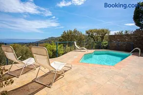 Maison Gaou Bénat Piscine Vue mer - Image 3