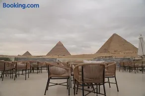 Yamour Pyramids View - Image 1