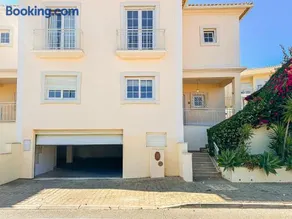 BnB Homes Paradise View Villa with 3 bedrooms & 2 swimming pools - Image 3