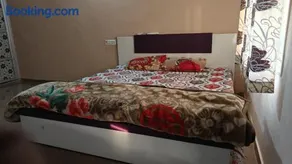 PADHAARO MAHARI JHOPADI HOTEL And RESORT - Image 3