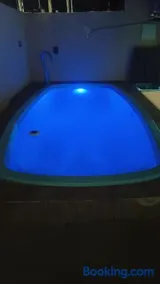 Casa com piscina e churrasqueira para família - Image 4