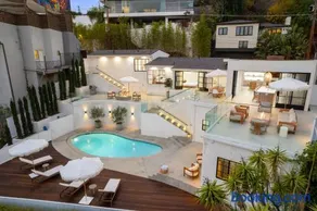 Villa Gaia by Stay Awhile Villas - Image 5