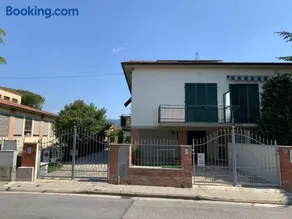 HOUSE of NILA & LIDA - Image 2