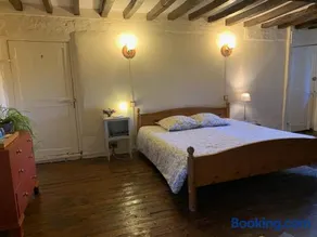 Chez Marie Roulotte - Image 1