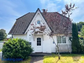 Kronsgaard Pferdekoppel 1 - Image 1