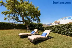 Mairena Residence Luxury Garden Retreat Marbella - Image 3