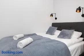 Butterfly Apartment with Parking by Noclegi Renters - Image 1