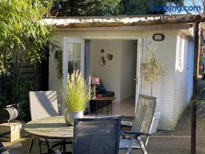 Studio Lief Bergen binnen, bij bos duin en dorp - Image 1