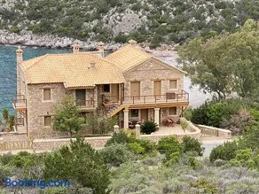 Two-storey Mansion at the Sea - Image 2