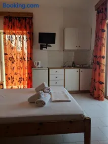 Oasis Apartments - Image 5