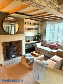 Rustic Retreat cottage - Image 1