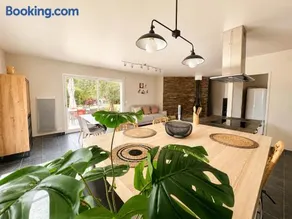 Grande maison, 6 personnes, Terrasse & Parking - Image 2